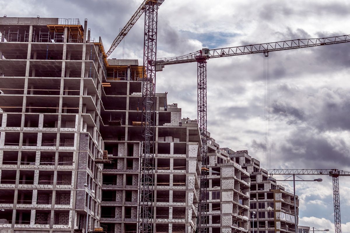 construction of the multi-storey building